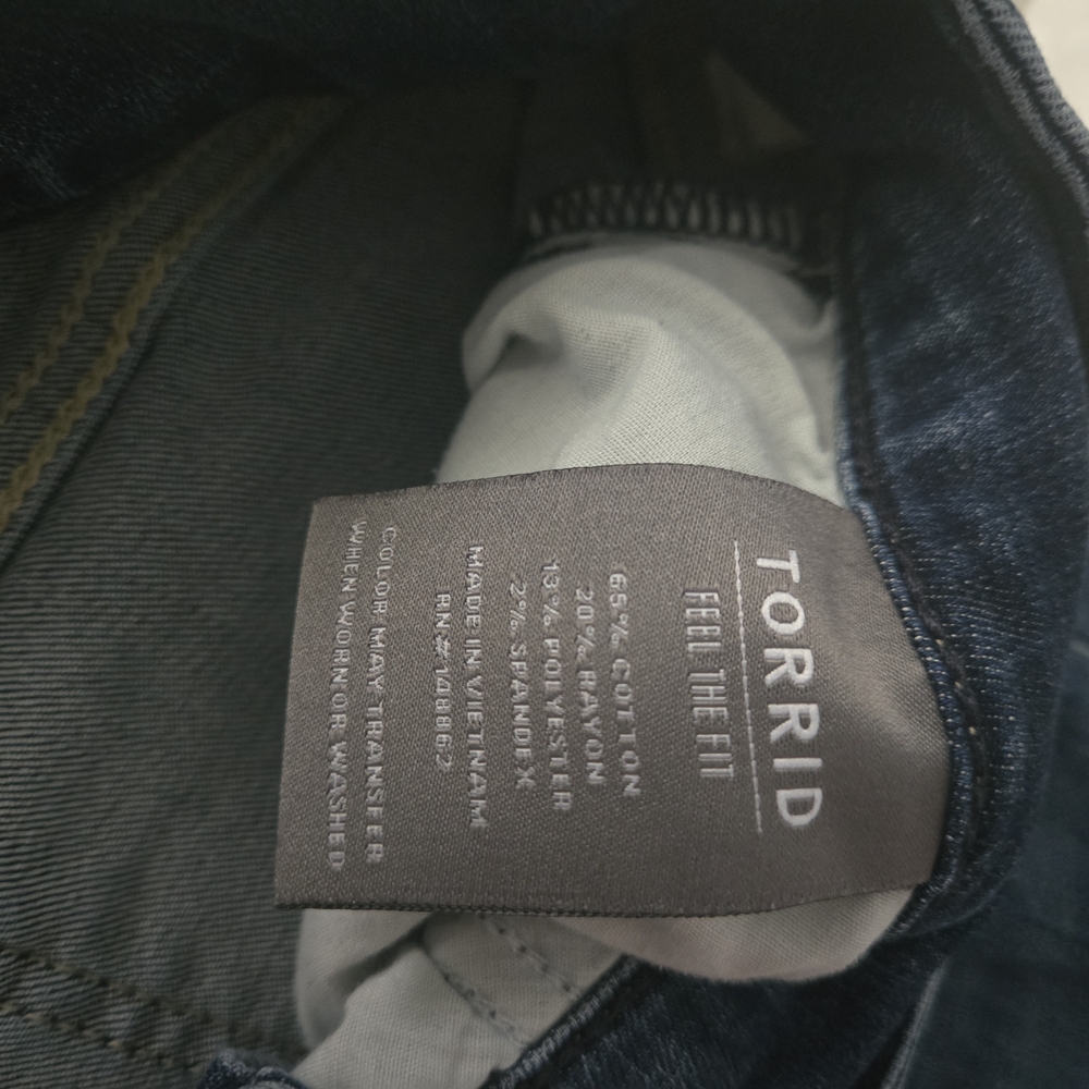Torrid High Rise Jegging Smoothing Skinny Jean Size 10 - Picture 9 of 10